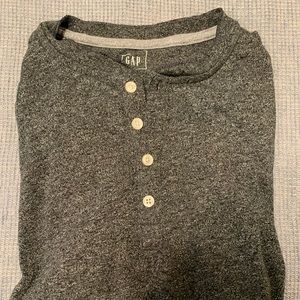Gap Men’s Henley long sleeve t shirt